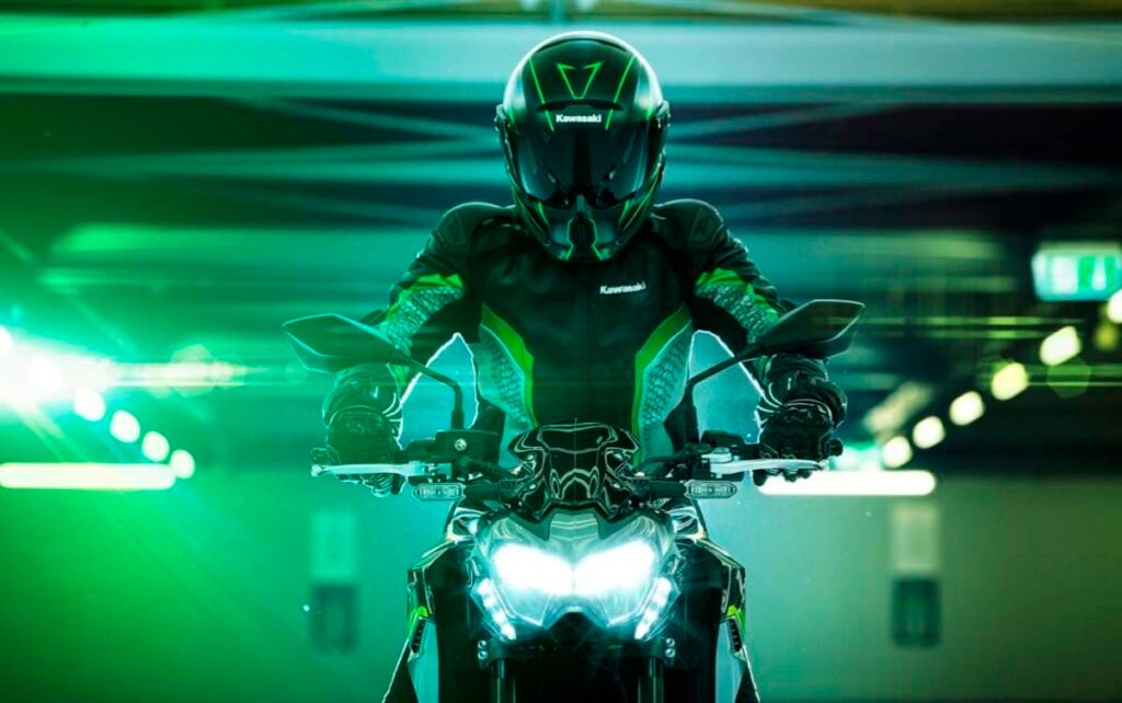 Confira agora o lançamento da Kawasaki Z900 2021