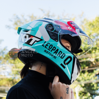 Capacete KYT TT Course Dennis Foggia Leopard