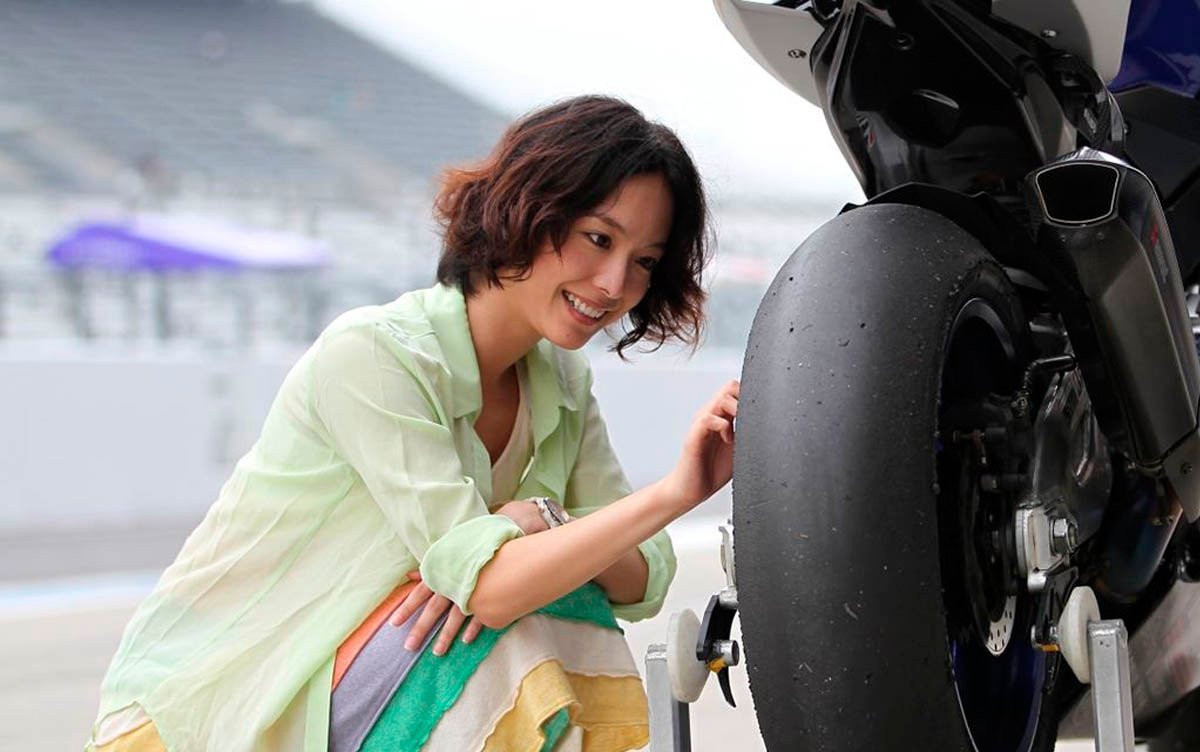 Pneu da moto furado? Veja o que pode ser feito caso se encontre nessa situação!